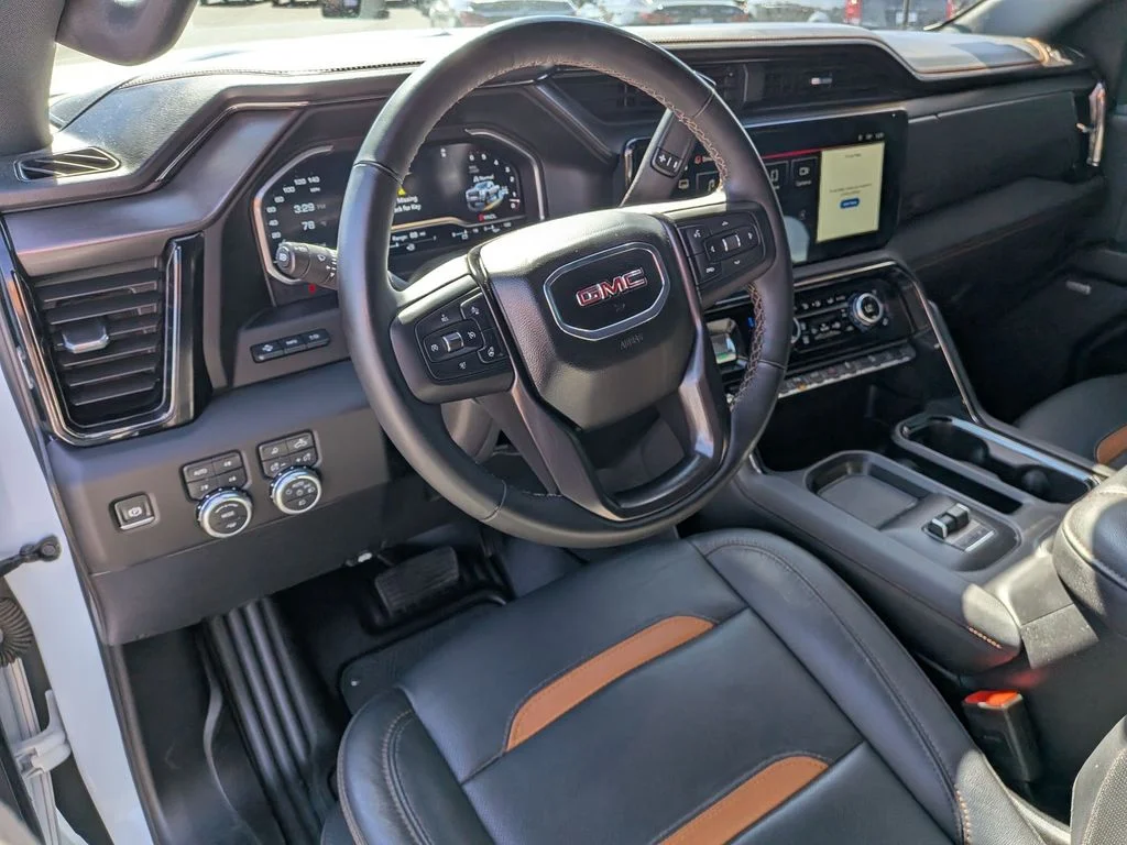 Used 2025 Summit White GMC AT4 image 10