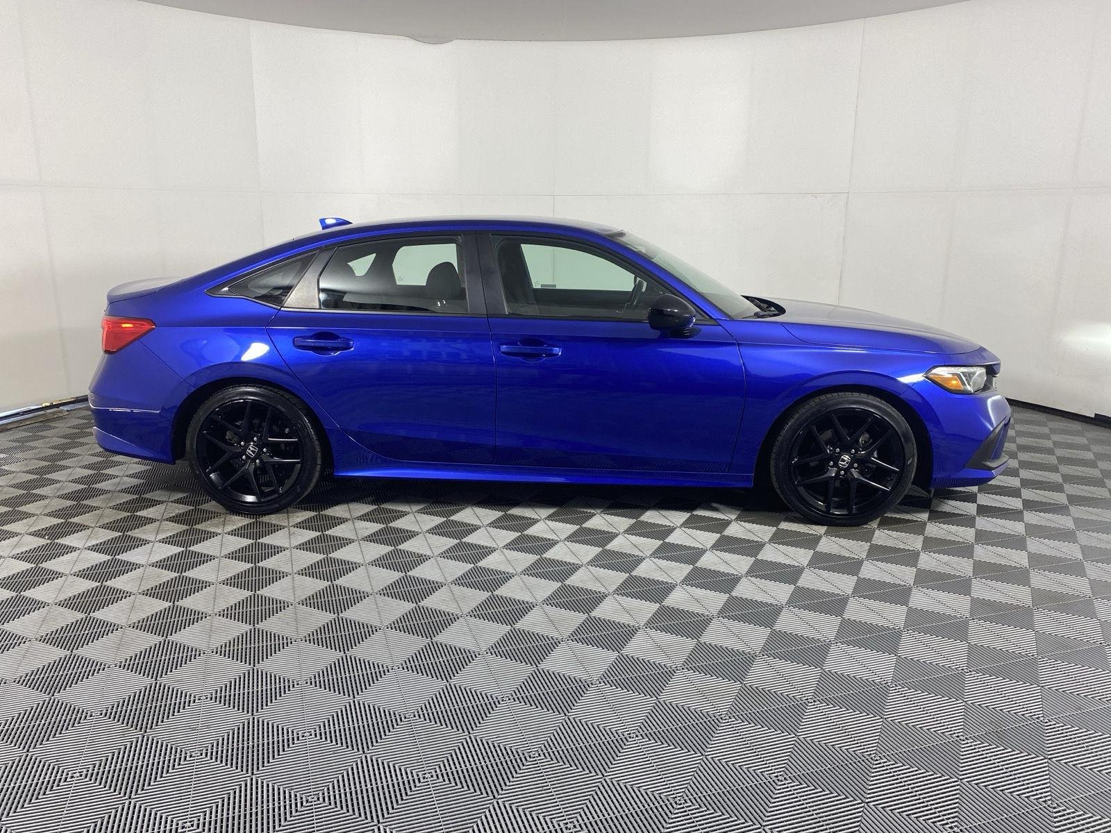 Used 2024 Aegean Blue Metallic Honda Sport image 9
