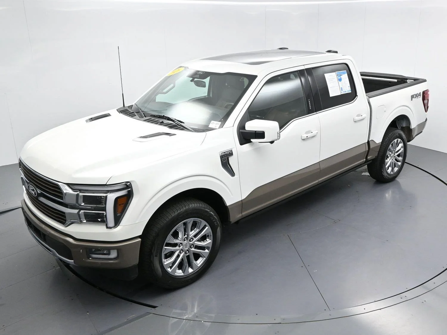 Used 2026 Star White Metallic Tri-coat Ford King Ranch image 41