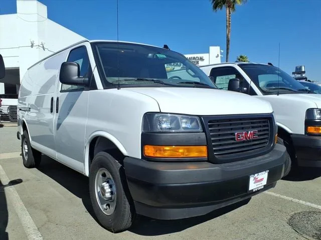New 2025 Summit White GMC Work Van image 6