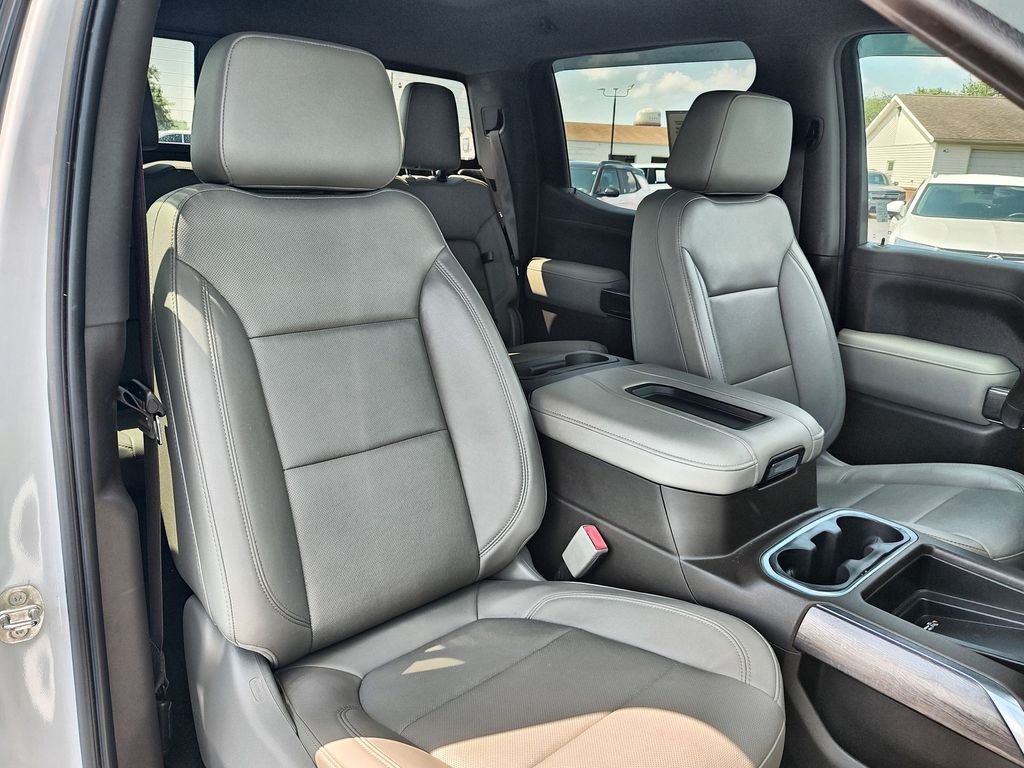 Used 2019 White Chevrolet LTZ image 25