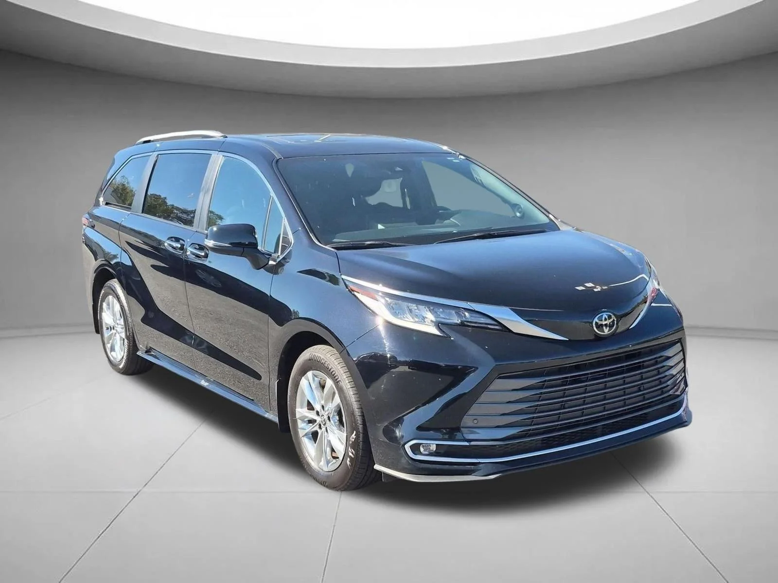 Used 2026 Midnight Black Met TOYOTA  image 7