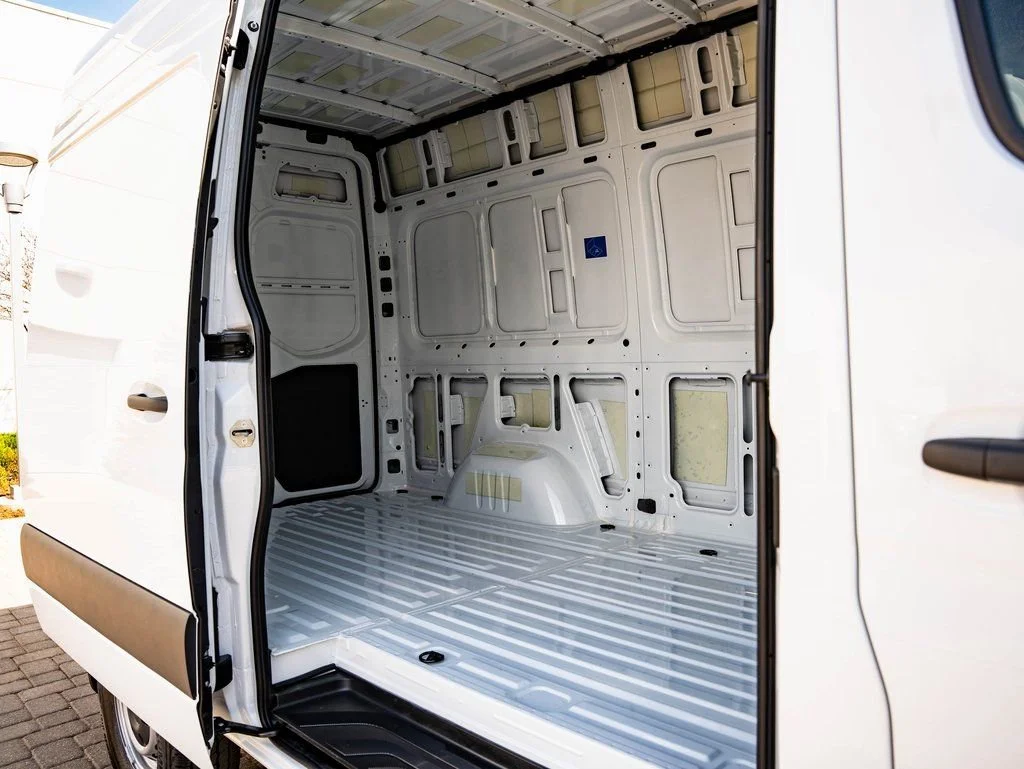 New 2026 Arctic White Mercedes-Benz Cargo 144 WB image 41