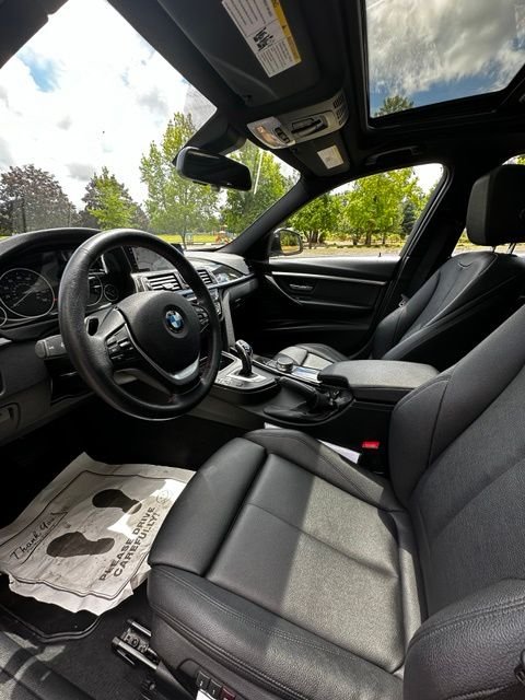 Used 2018 Glacier Silver Metallic BMW 328d image 13