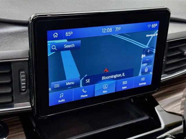 Used 2022 Gray Metallic Ford Limited image 13
