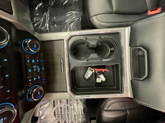 Used 2020 White Ford Lariat image 21