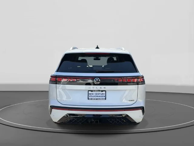 2027 Volkswagen Atlas photo 4