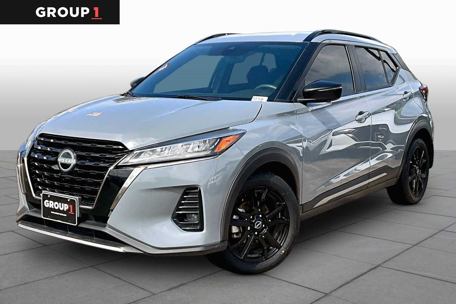 2023 Nissan Kicks SR