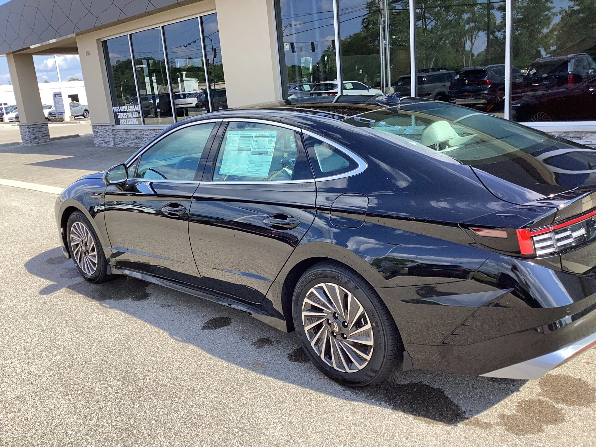 New 2026 Abyss Black Pearl Hyundai Limited image 9