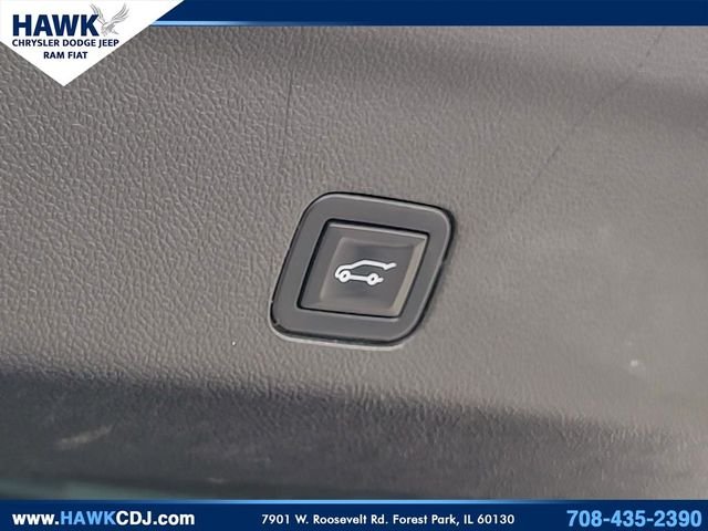Used 2021 Blue GMC SLT image 25