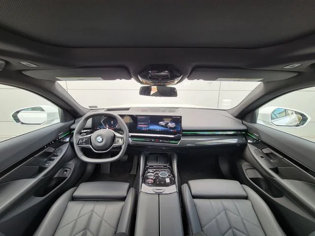 Used 2025 White Metallic BMW 530i image 24