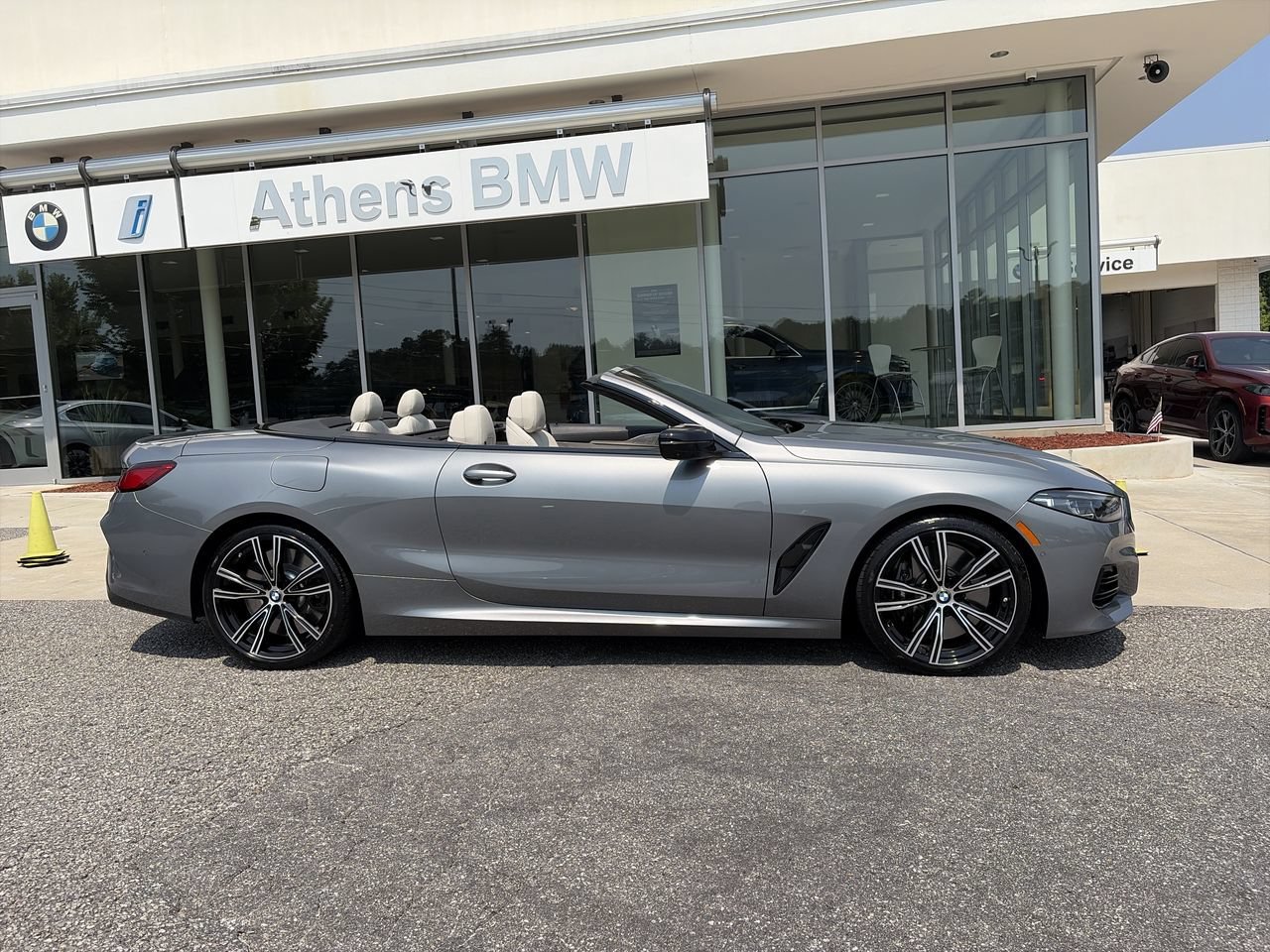 Used 2025 Skyscraper Grey Metallic BMW M850i xDrive image 9