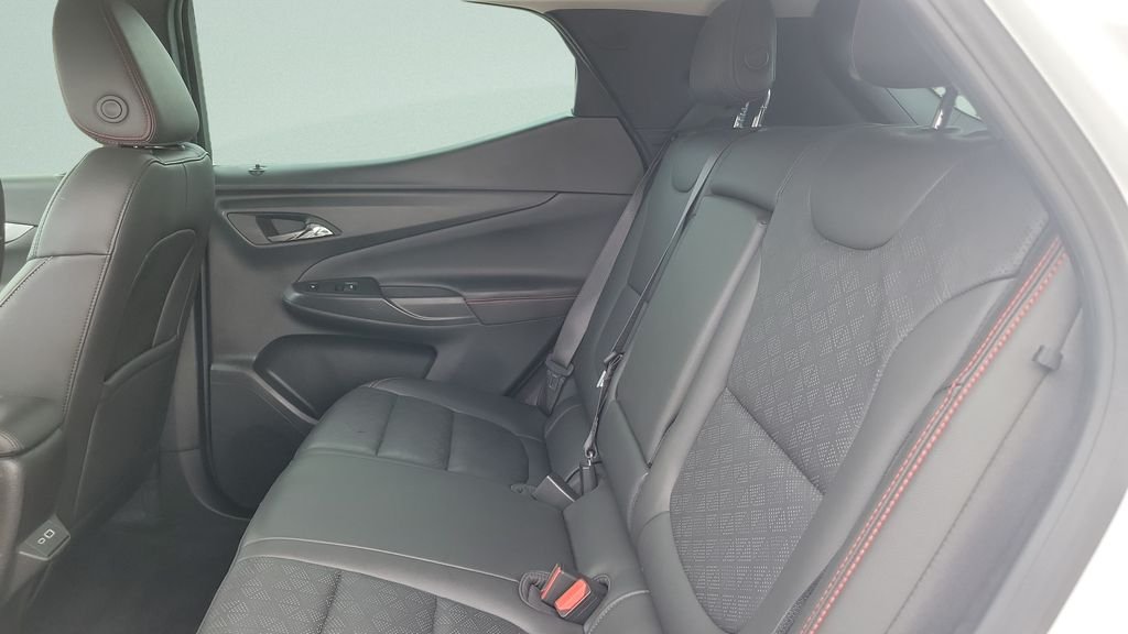Used 2023 White Chevrolet Premier image 10