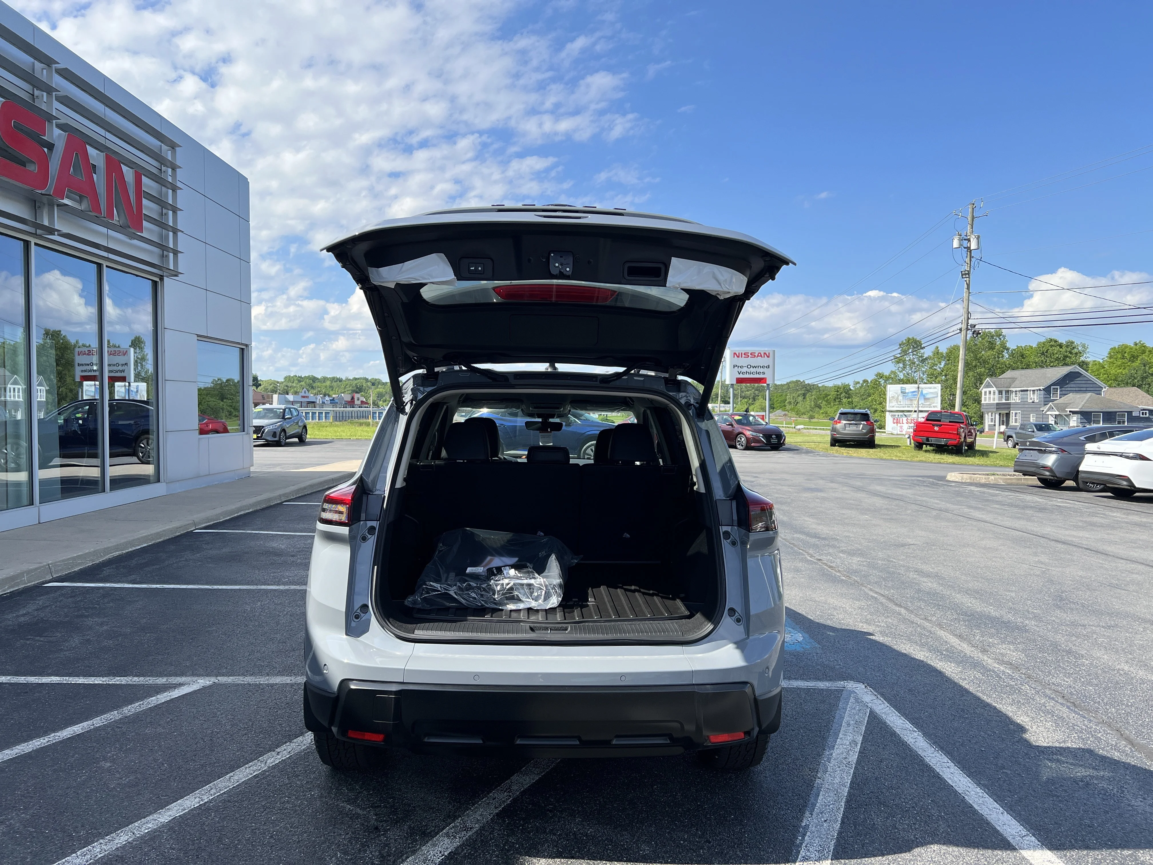 New 2026 Boulder Gray Pearl Nissan Rock Creek image 4