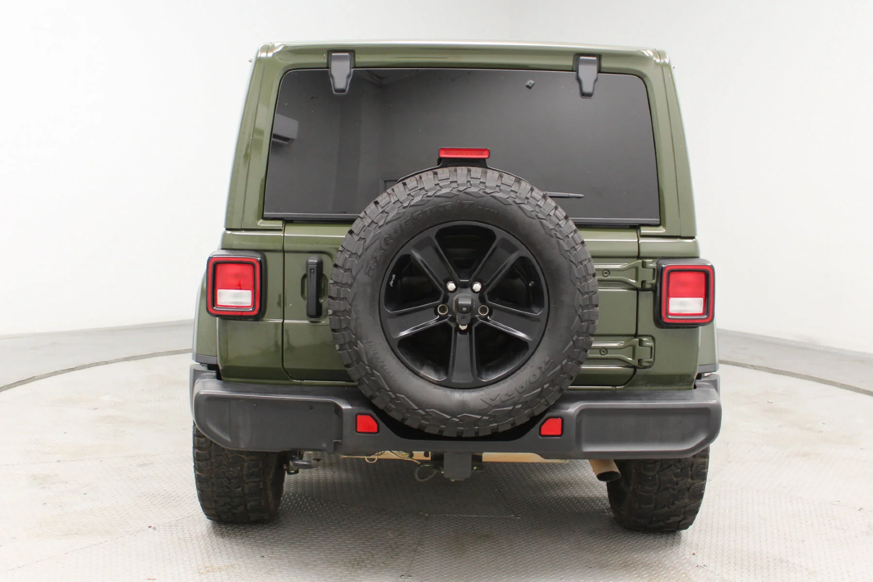 Used 2021 Sarge Green Clearcoat Jeep Sahara Altitude 4x4 image 34