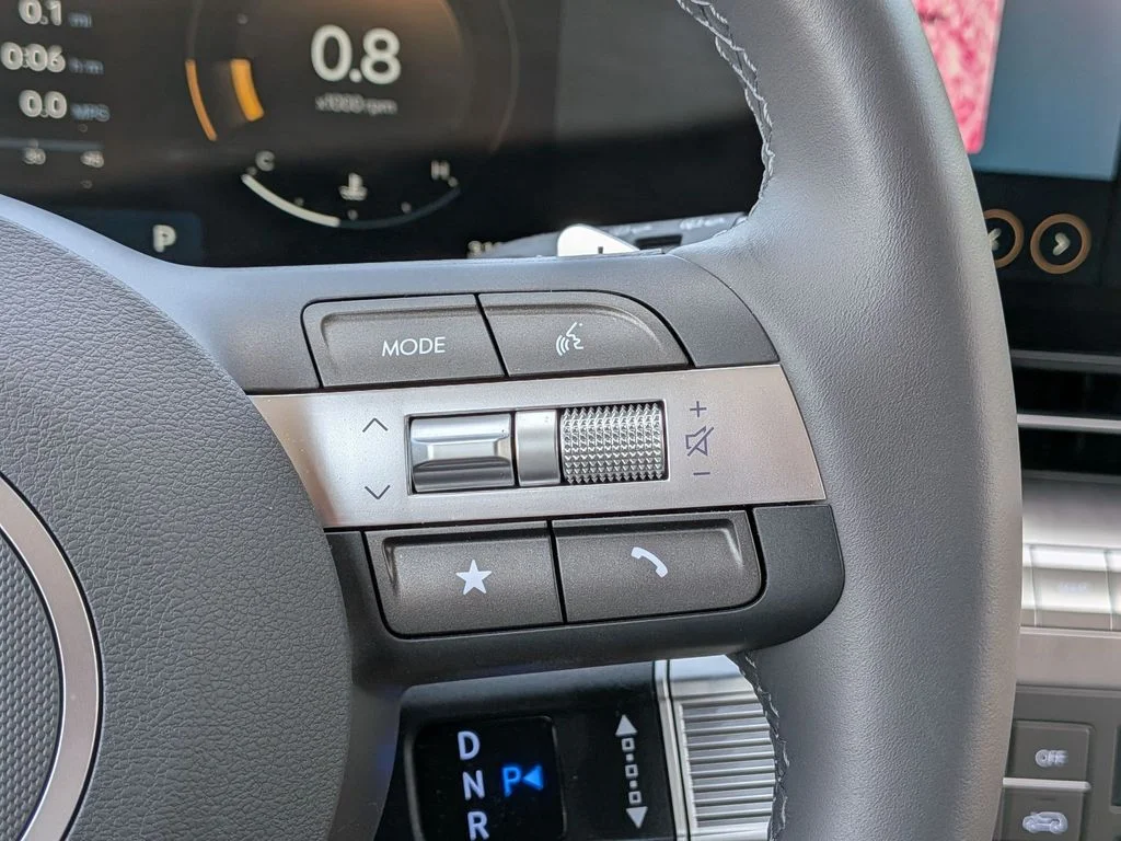 Certified Used 2026 White Hyundai SEL Premium image 17