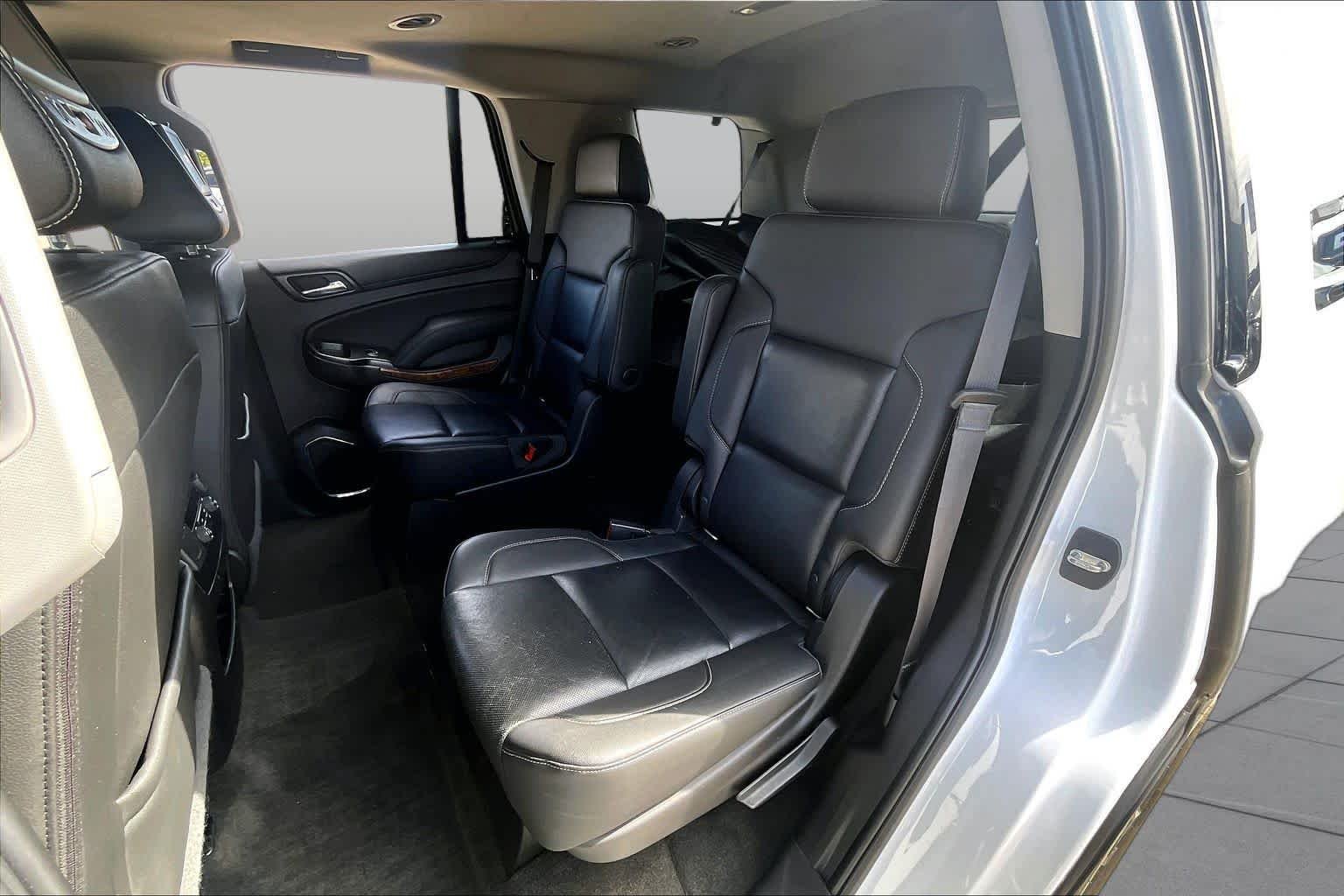 Used 2018 Summit White Chevrolet Premier image 21