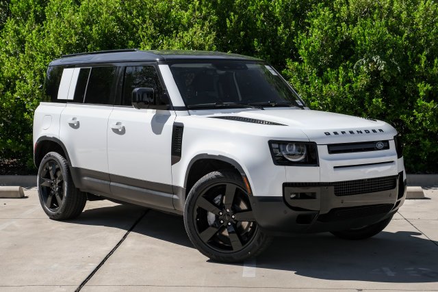 New 2026 White Land Rover S image 9