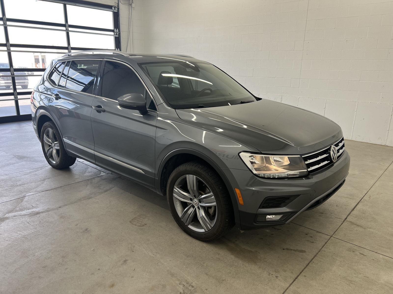Used 2020 Platinum Gray Metallic Volkswagen SEL image 5
