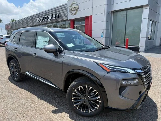 2026 Nissan Rogue Platinum AWD's photo