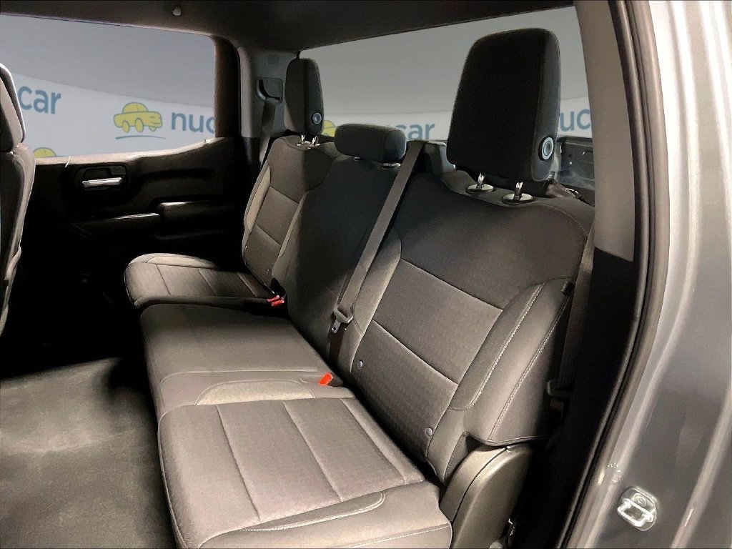 Used 2023 Gray Chevrolet Custom image 15