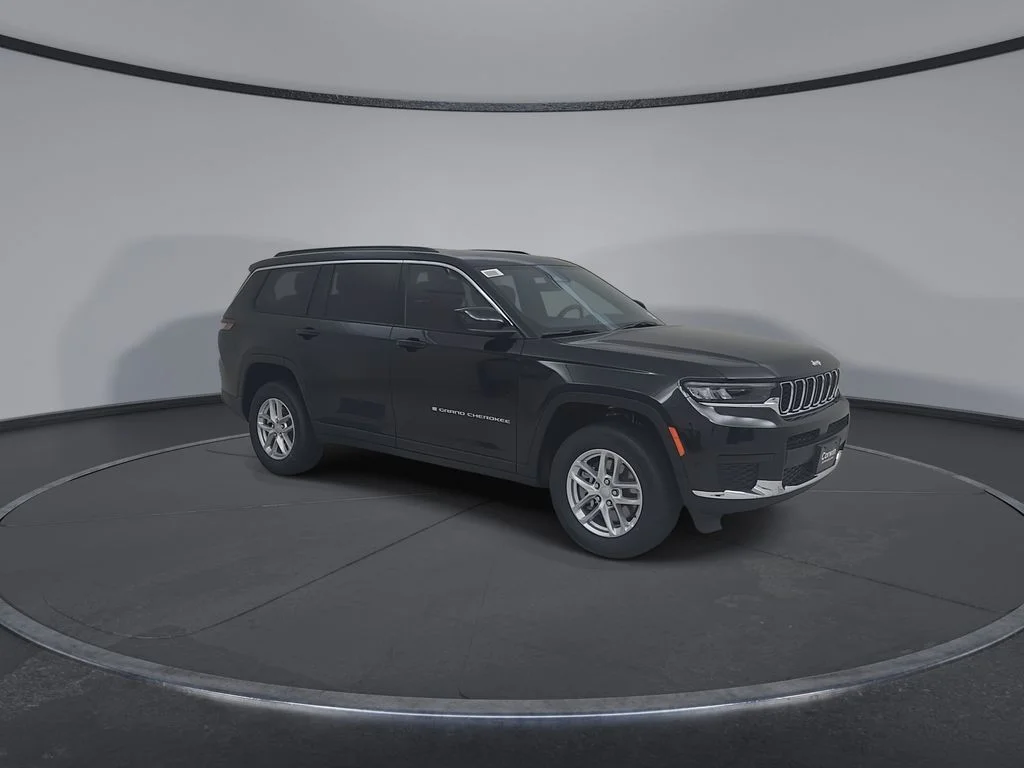 New 2026 Diamond Black Crystal Pearlcoat Jeep Laredo X image 3
