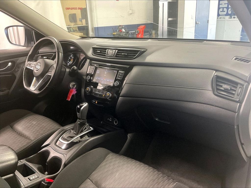 Used 2020 White Nissan S image 14