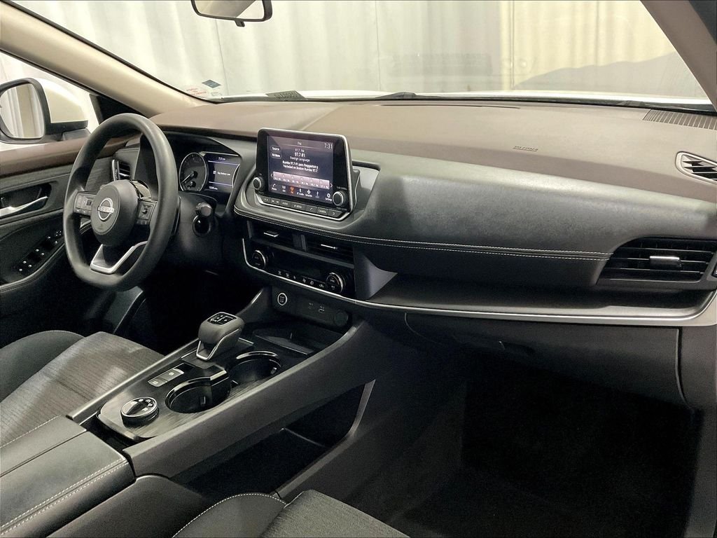 Used 2023 White Nissan SV image 14