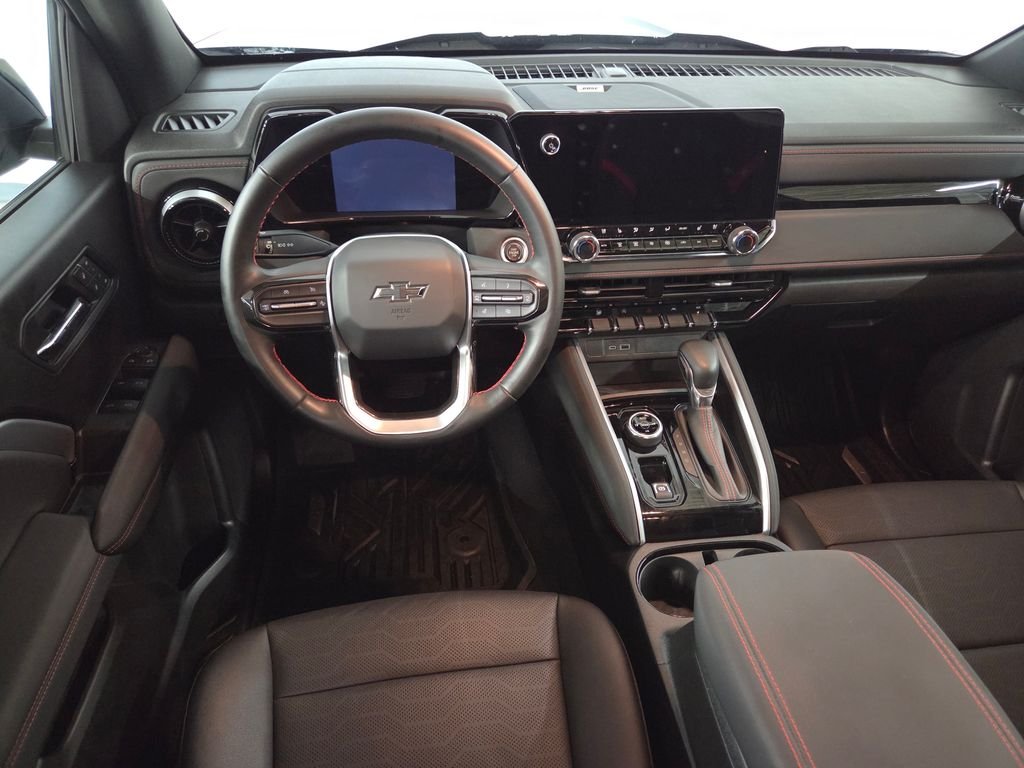 Used 2023 Black Chevrolet Z71 image 17