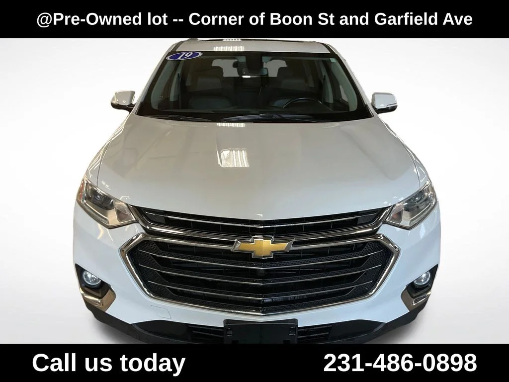 Used 2019 White Chevrolet 3LT image 8