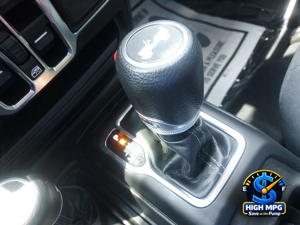 Used 2024 Gray Jeep Sport S image 10
