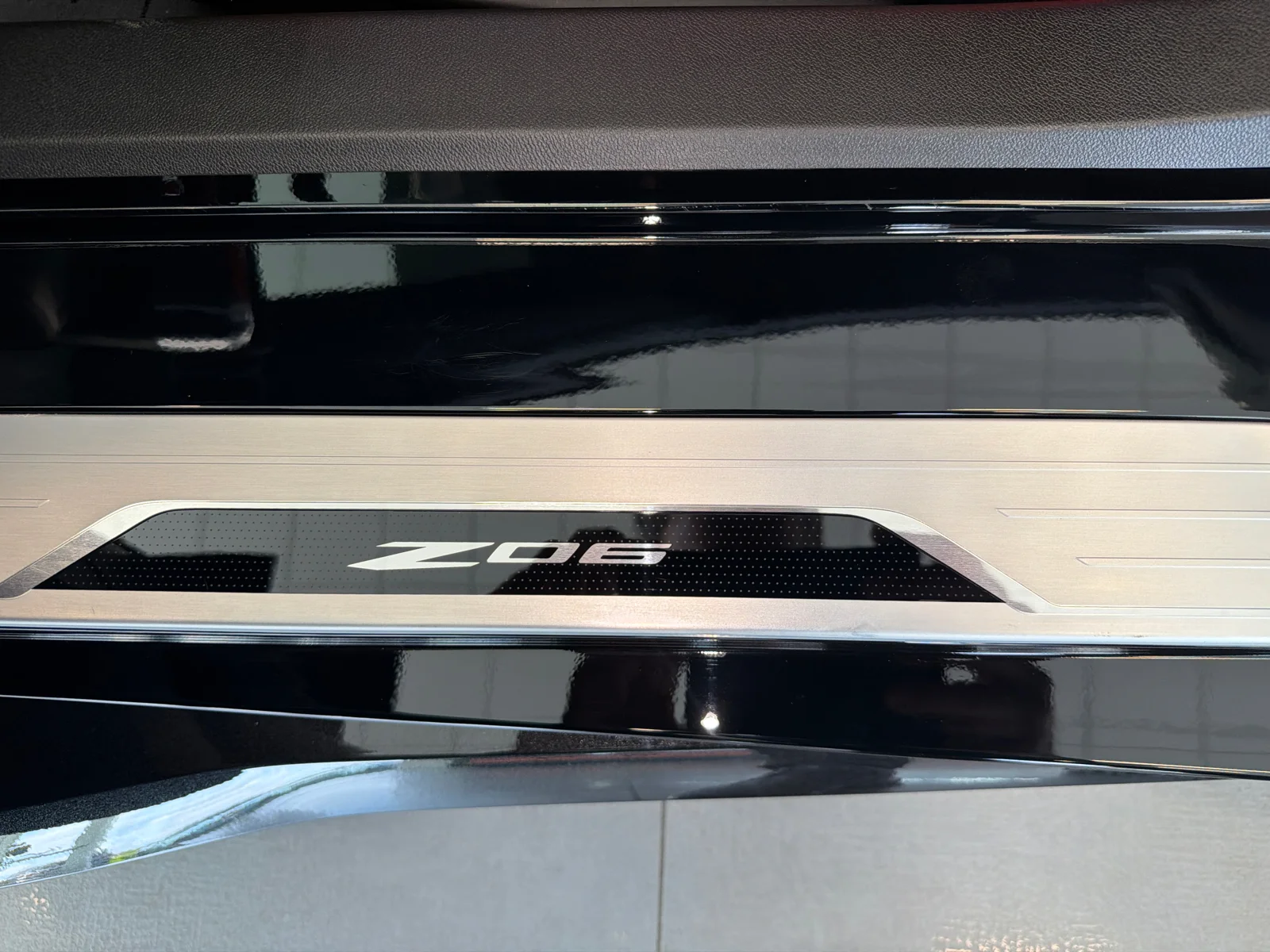 Used 2025 Black Chevrolet 1LZ image 19
