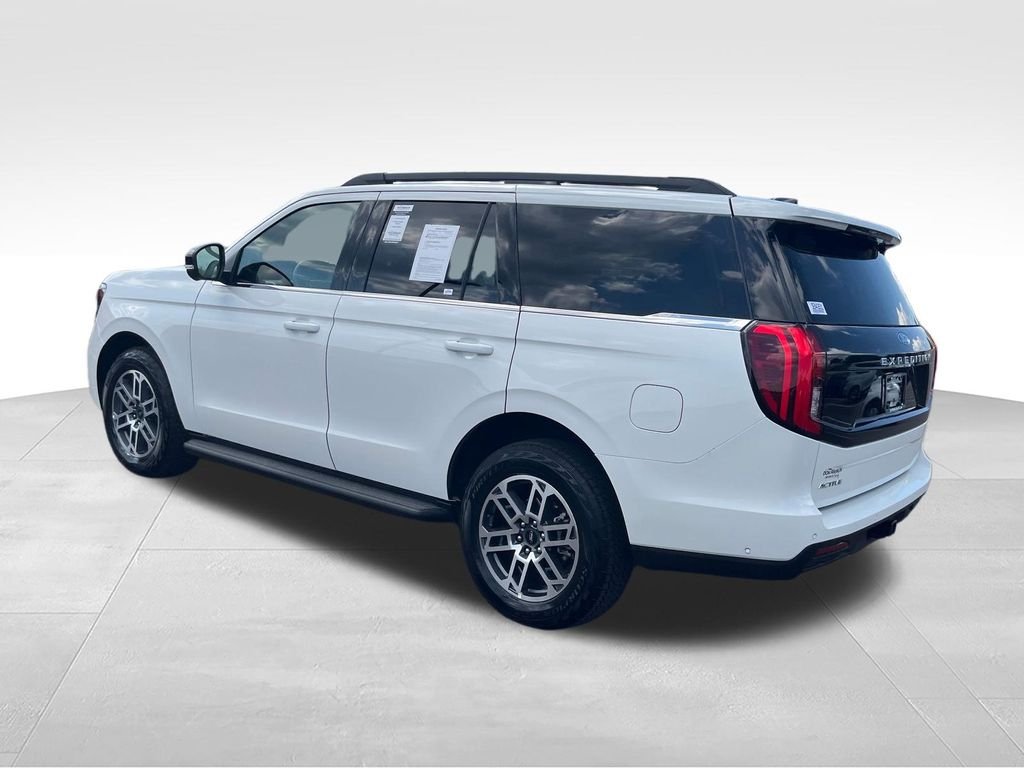Used 2025 White Ford Active image 3