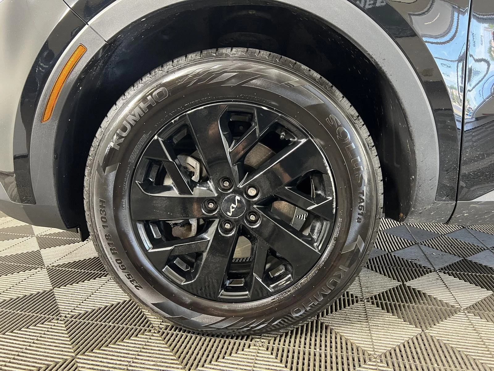 Used 2022 Ebony Black Kia X-Line S image 9