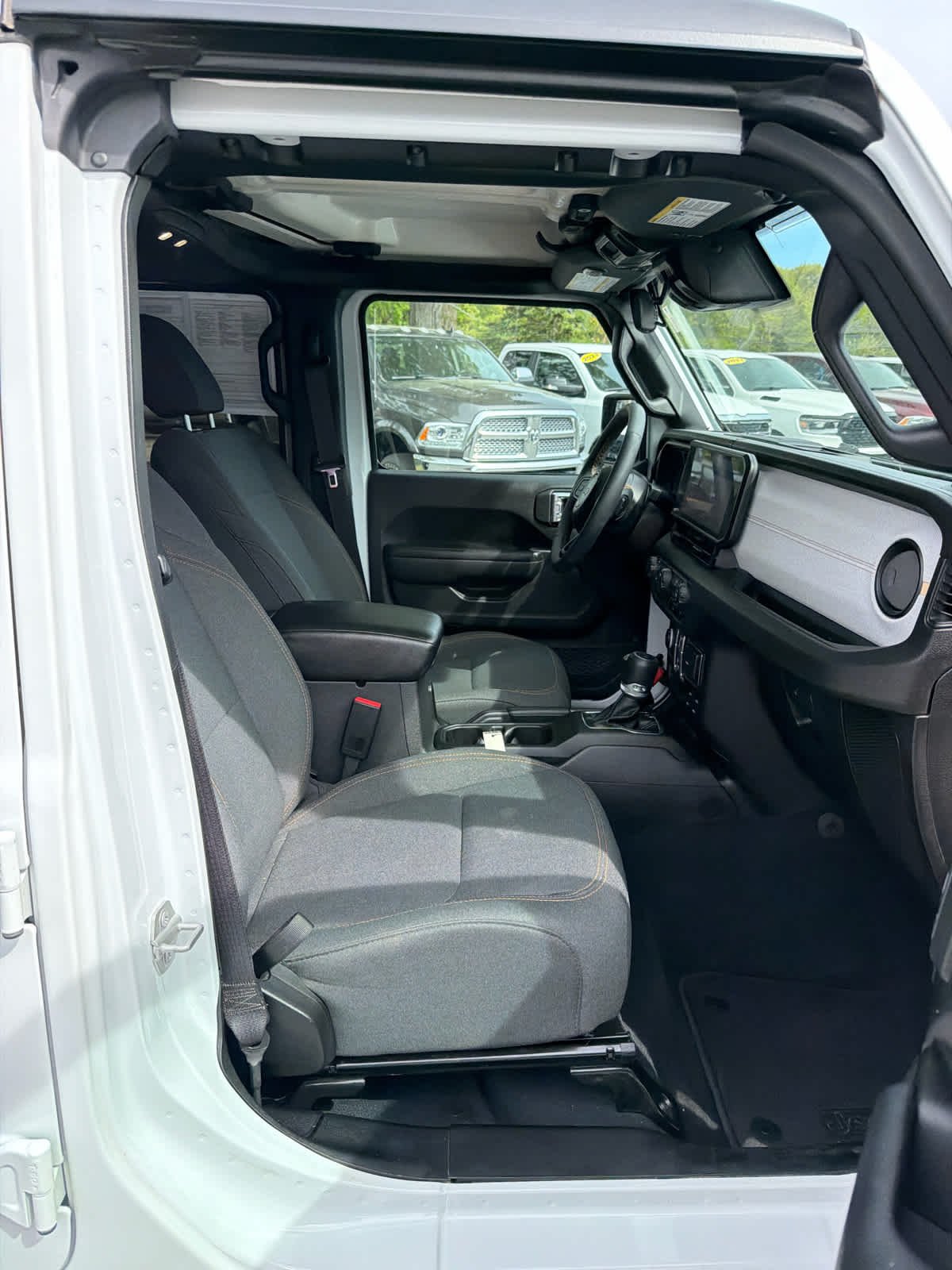 Used 2024 Bright White Clearcoat Jeep Sport S image 14