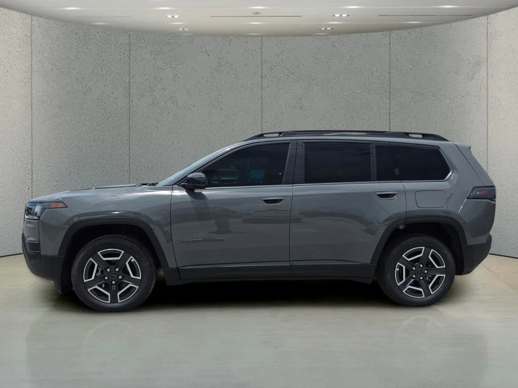 New 2026 Sting-Gray Clear-Coat Exterior Paint Jeep Limited image 8