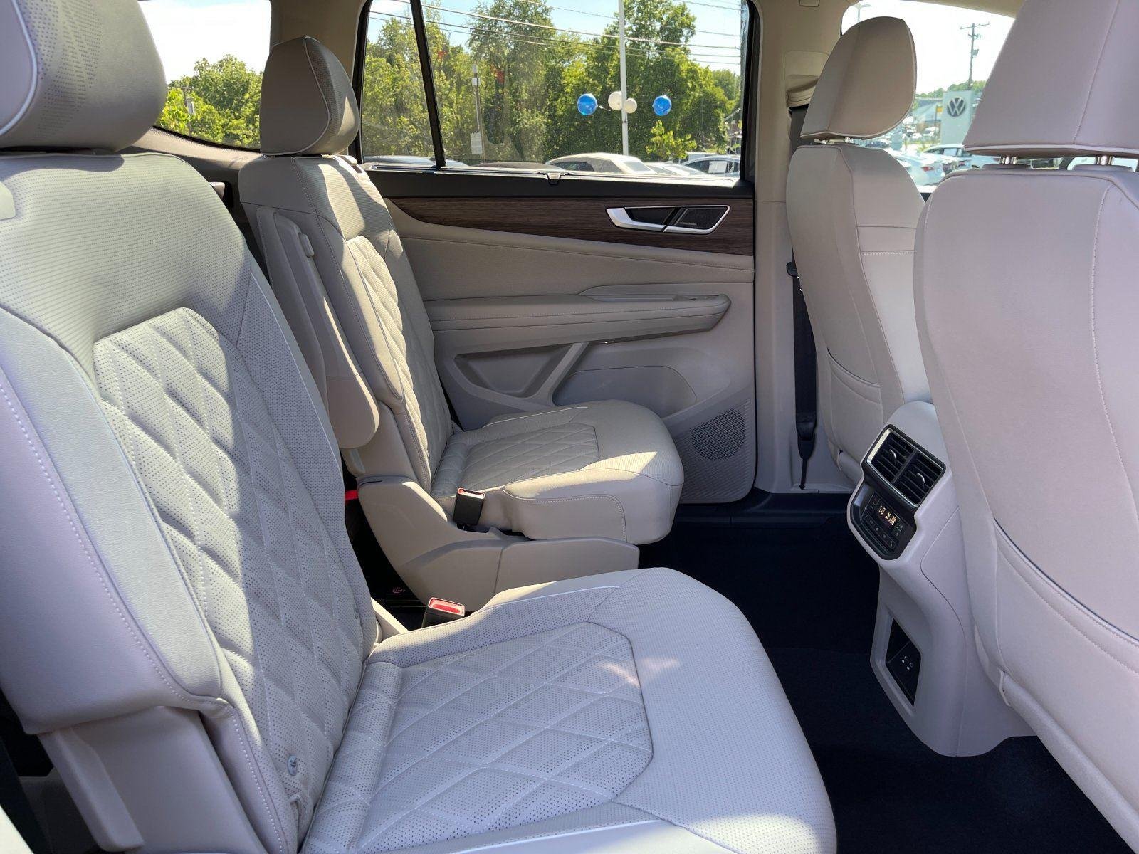 New 2026 Pure Gray Volkswagen 2.0T SEL Premium R-Line image 37