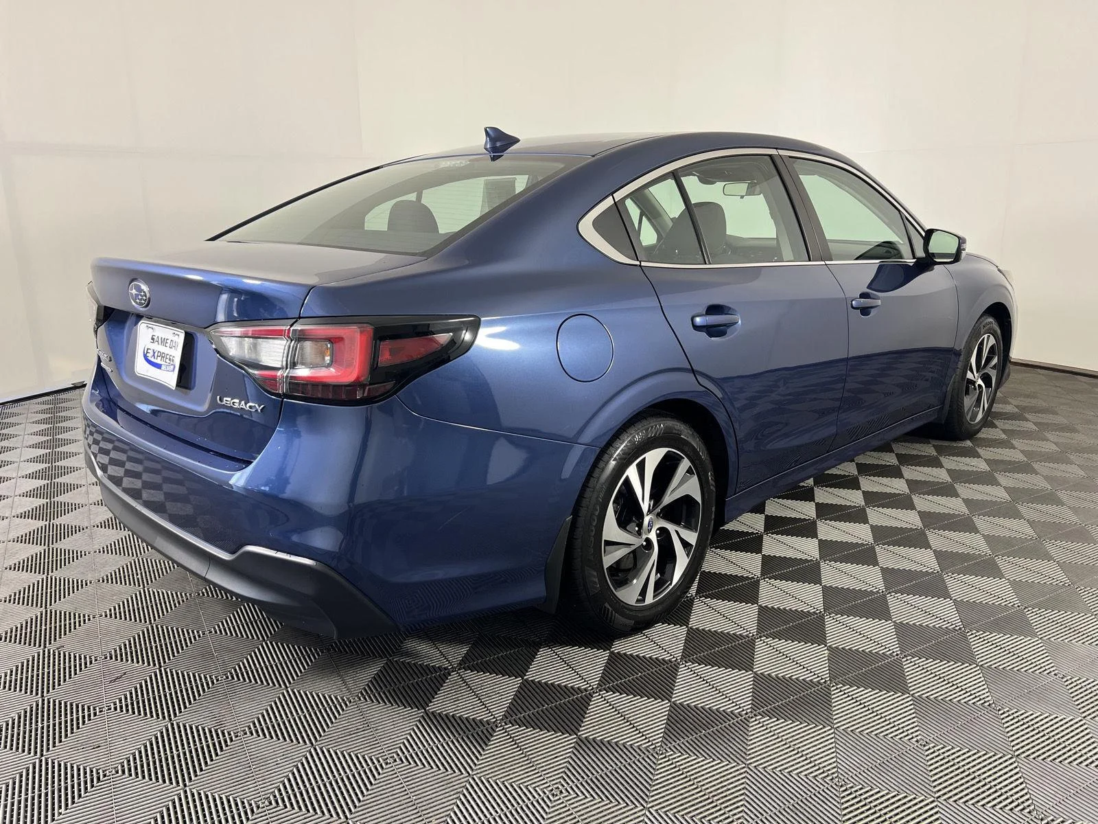 Used 2021 Abyss Blue Pearl Subaru Premium image 24