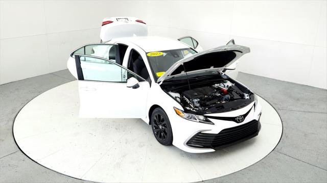2023 Toyota Camry LE - Photo 17