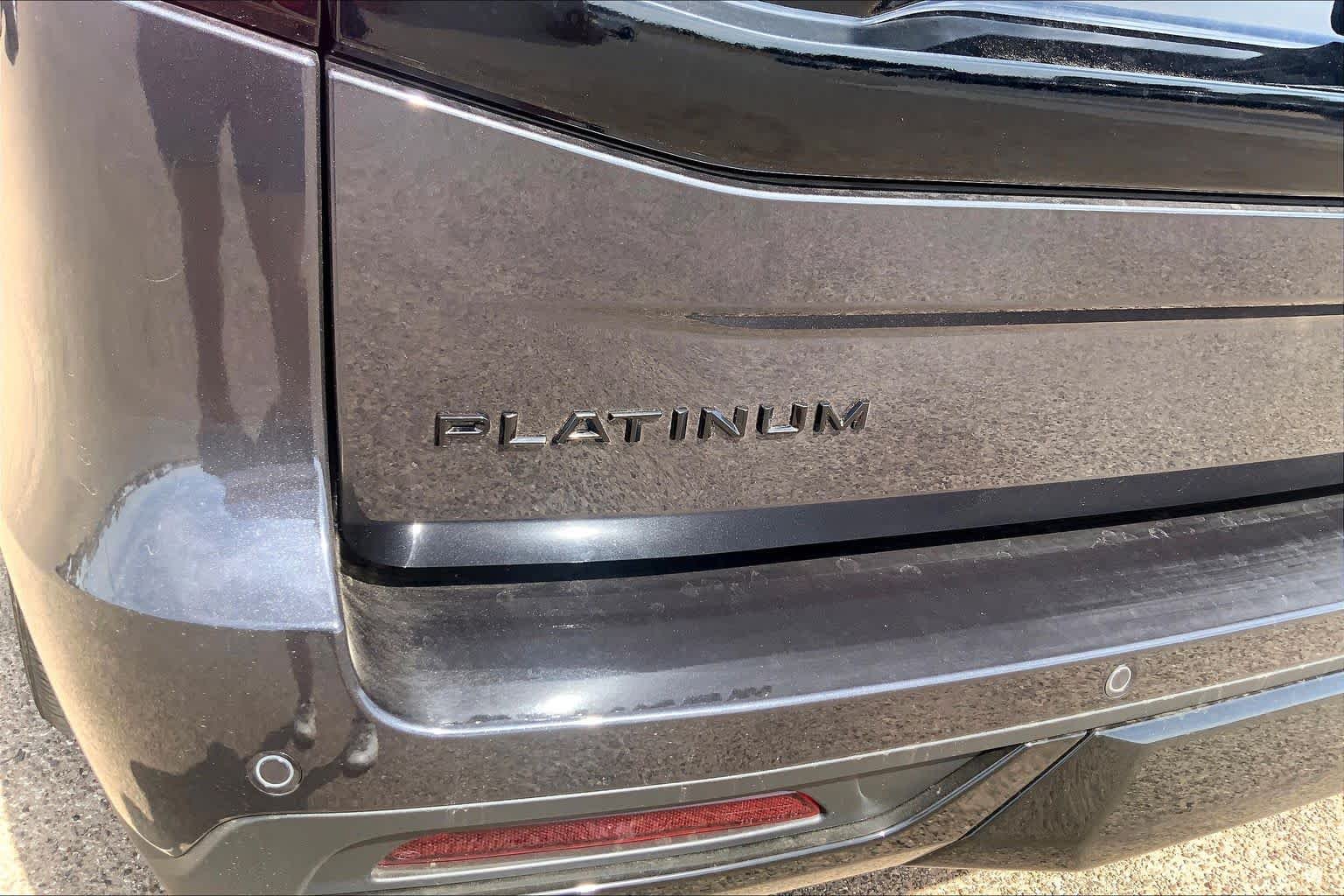 New 2026 Dark Matter Gray Metallic Ford Platinum image 15