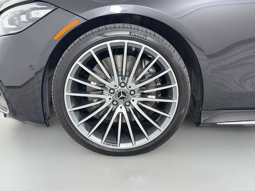 Used 2023 Gray Mercedes-Benz S 500 image 34