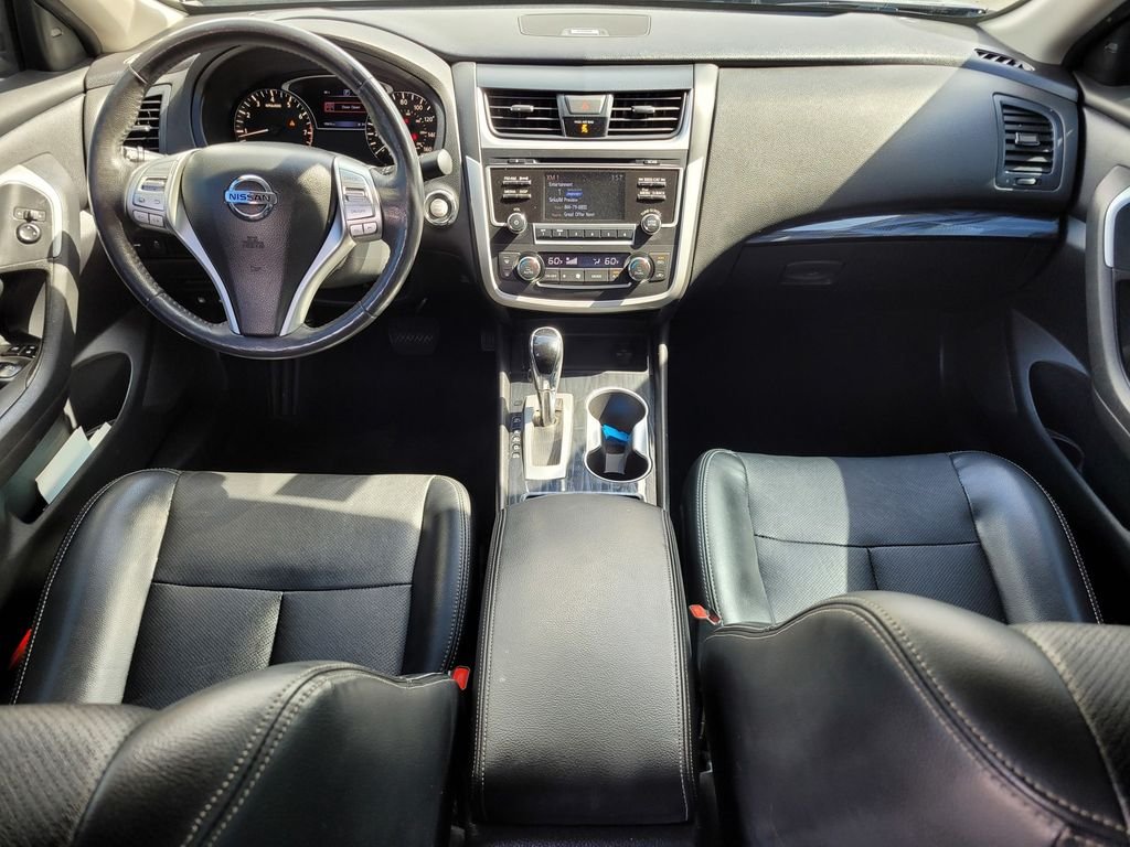 Used 2017 Gray Nissan 2.5 SL image 13