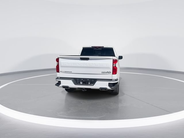 Used 2023 Beige Chevrolet High Country image 10