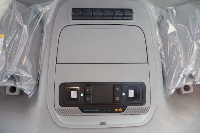 New 2026 Oxford White Ford F-550® XL image 27