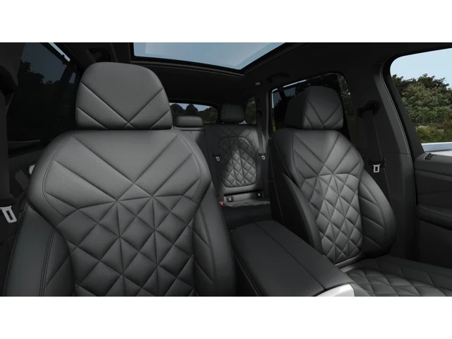 New 2026 Mineral White Metallic BMW xDrive50e image 11