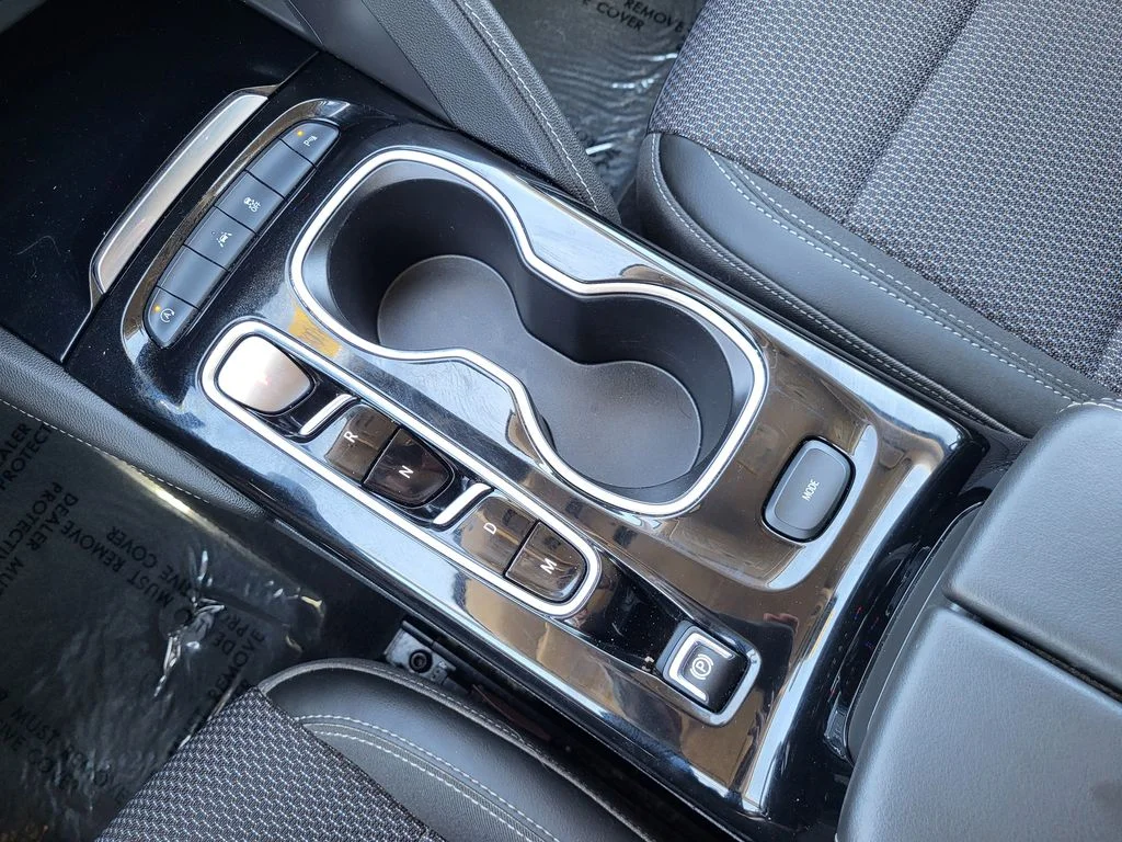 Used 2021 CINNABAR METALLIC Buick Preferred image 16