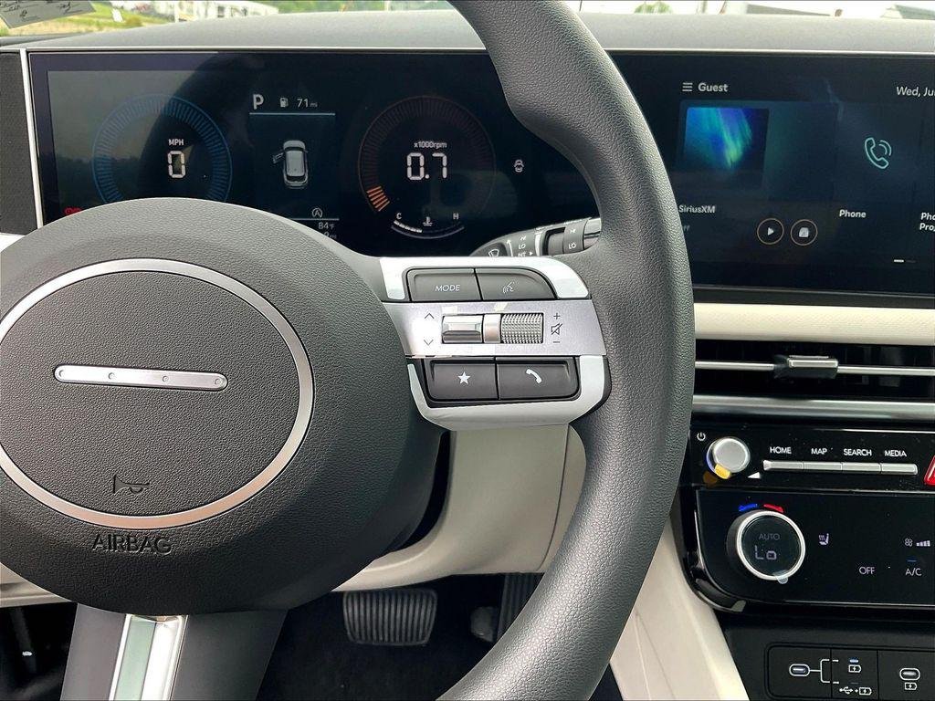 New 2026 White Hyundai SEL AWD image 19