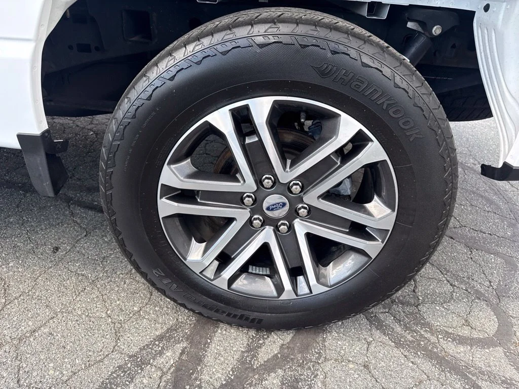 Used 2023 White Ford XL image 16