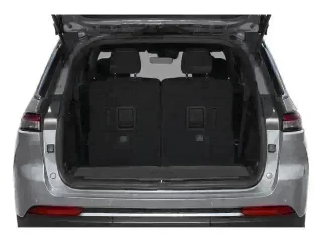 New 2027 High-Gloss Black Paint Jeep Limited image 8