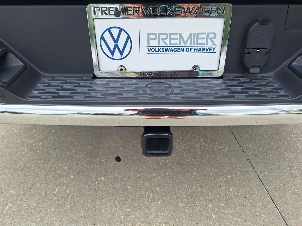 Used 2025 Black Ram Laramie image 25